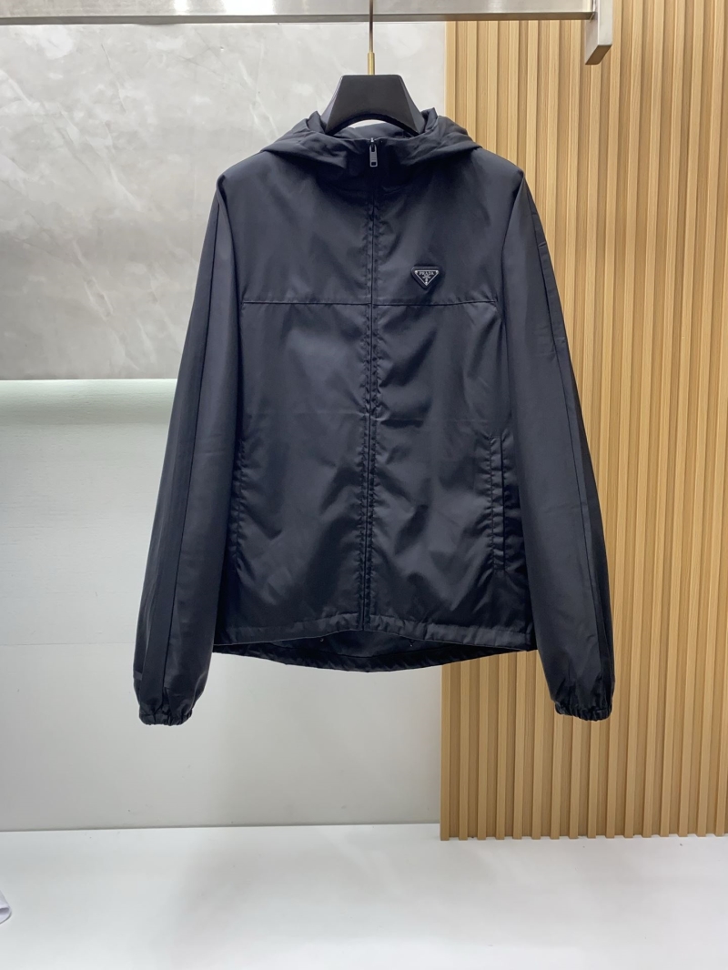 Pra*a outwear